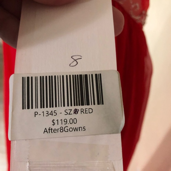 Red Goddess - Picture 10 of 13